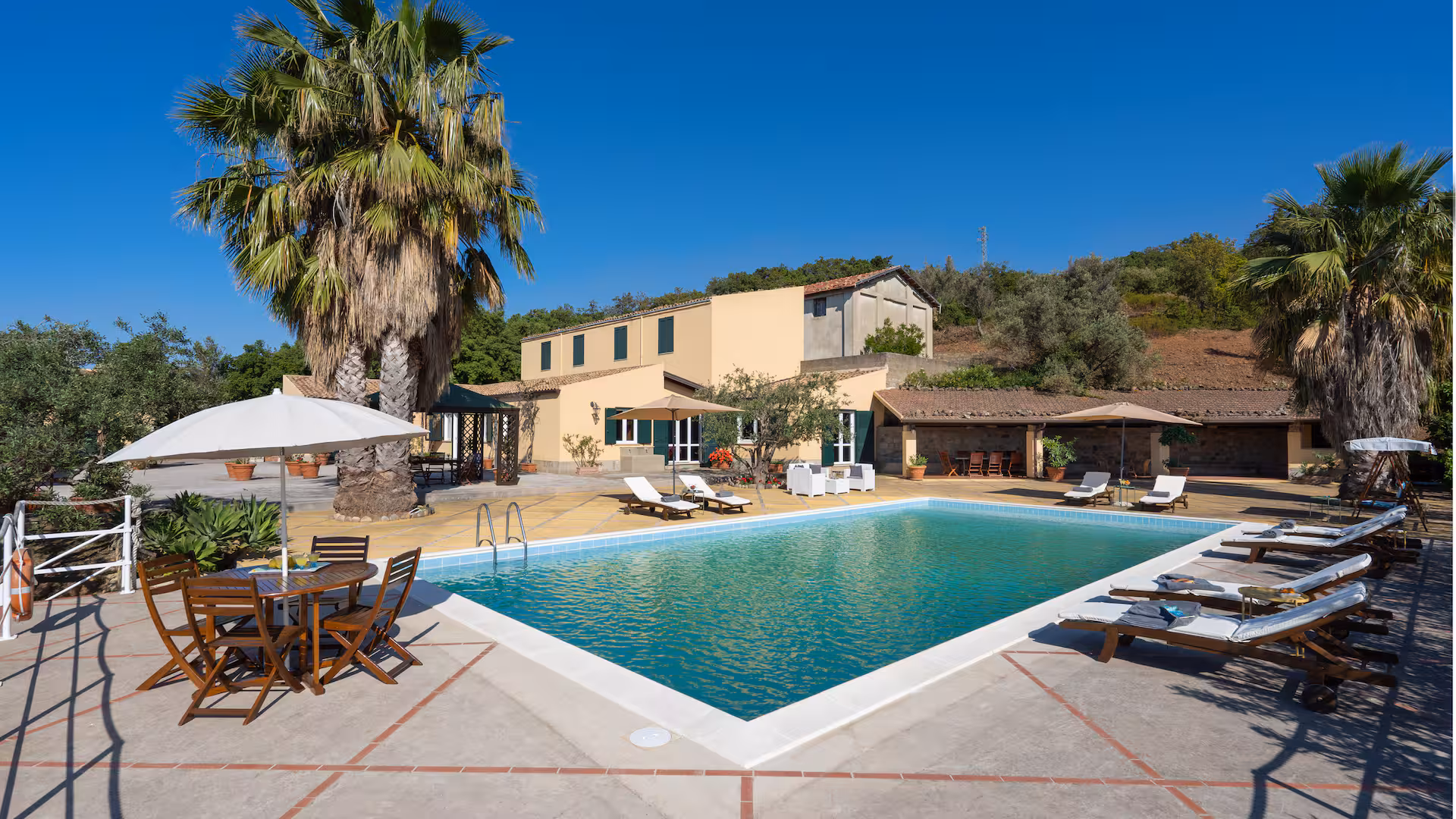 Villa Le Sorbe – Caronia