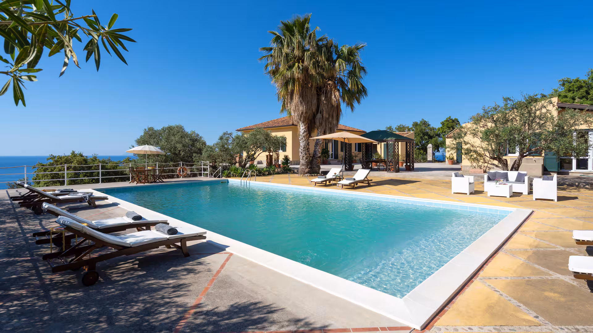 Villa Le Sorbe – Caronia