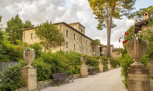 Villa Teloni, Marche