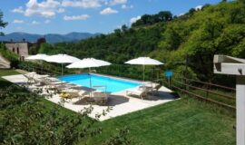 Agriturismo i Marche med pool