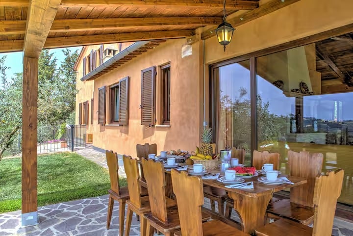 Villa San Lorenzo – Montone