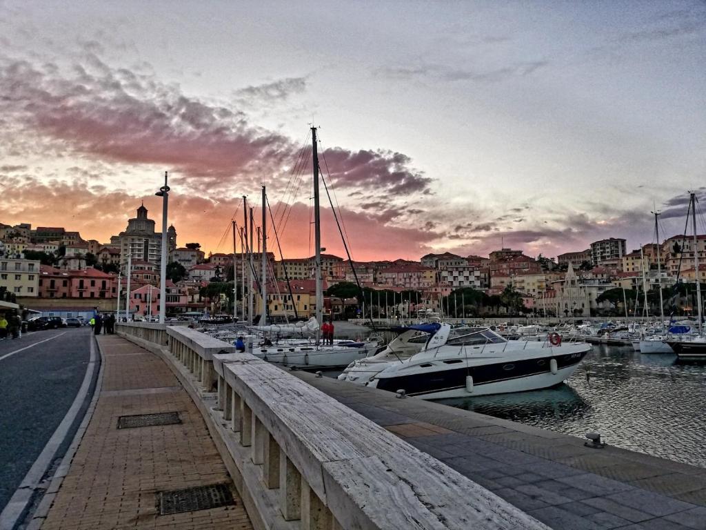 Hotel Robinia – Imperia