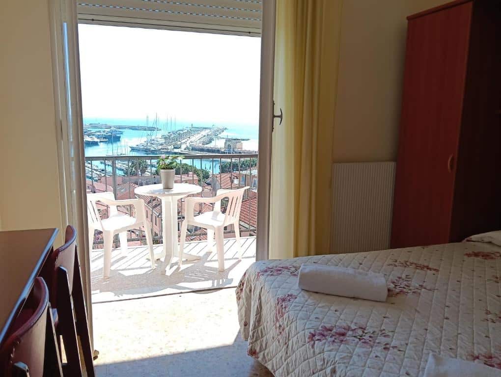 Hotel Robinia – Imperia