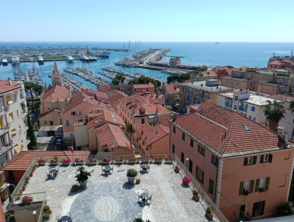 Hotel Robinia – Imperia