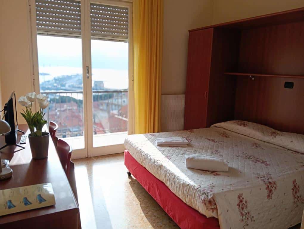 Hotel Robinia – Imperia