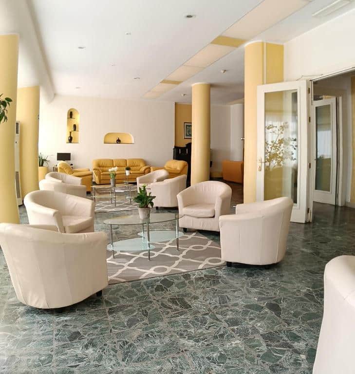Hotel Robinia – Imperia