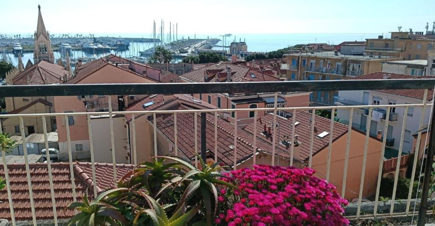 Hotel Robinia – Imperia