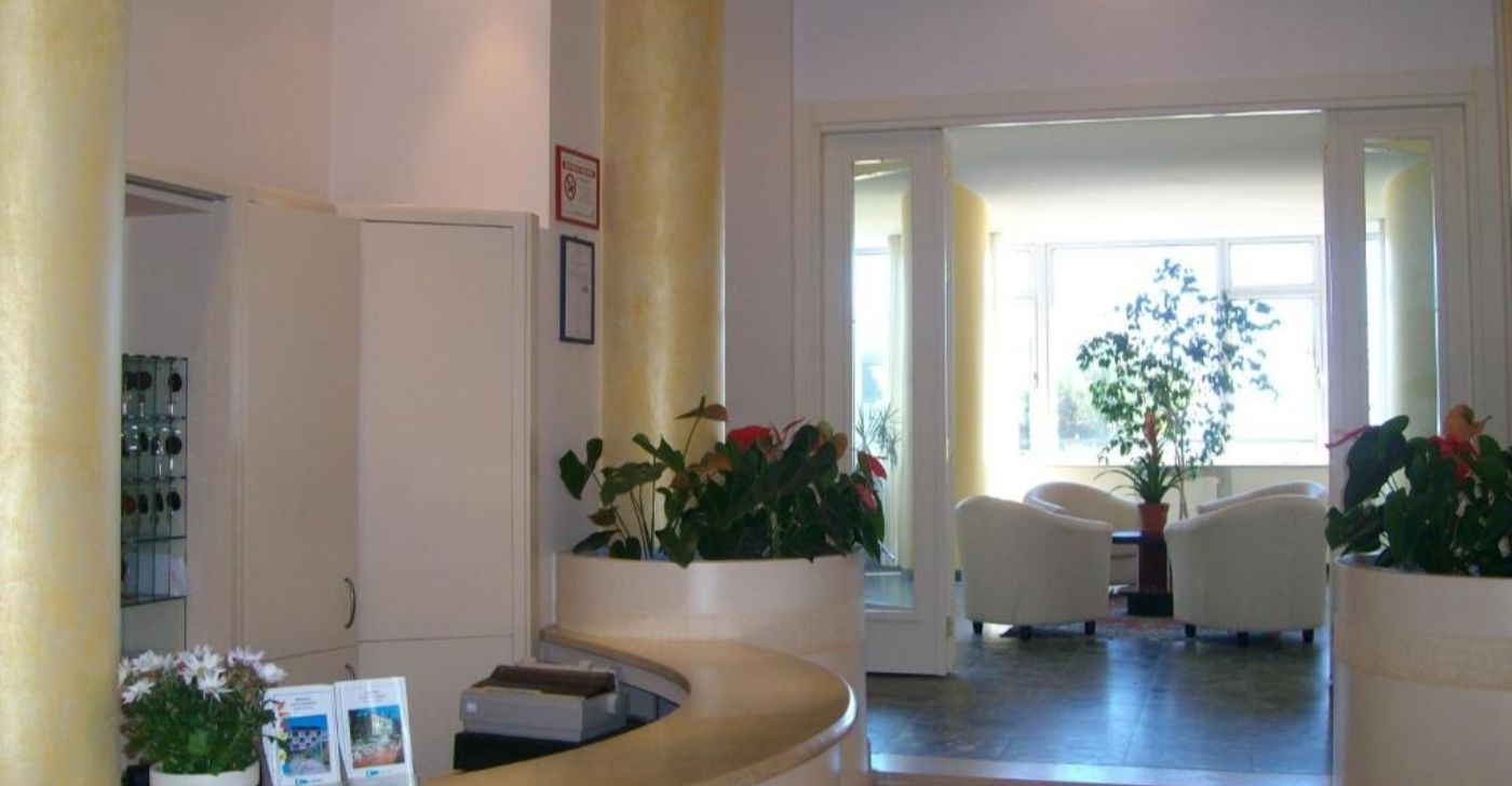 Hotel Robinia – Imperia