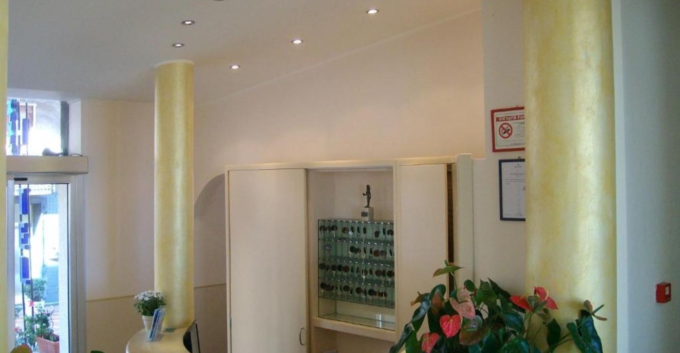 Hotel Robinia – Imperia