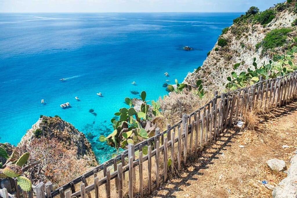 Capo-Vaticano-Calabrien-AdobeStock_805175908 Capo Vaticano strand i Calabrien