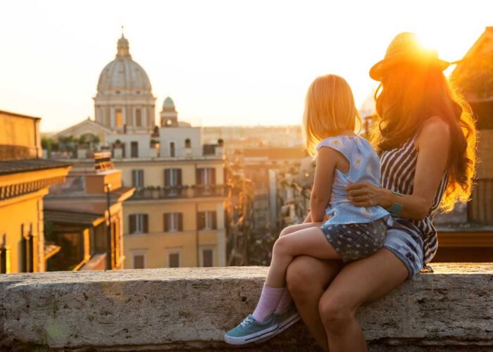 familieferie-mor_barn-byferie-AdobeStock_77473497 familieferie-mor_barn-byferie-AdobeStock_77473497