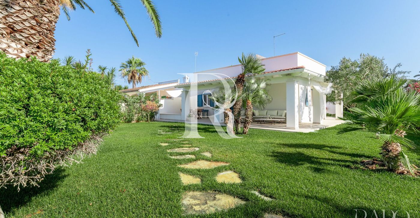 Villa Azzurra Monticelli – Rosa Marina