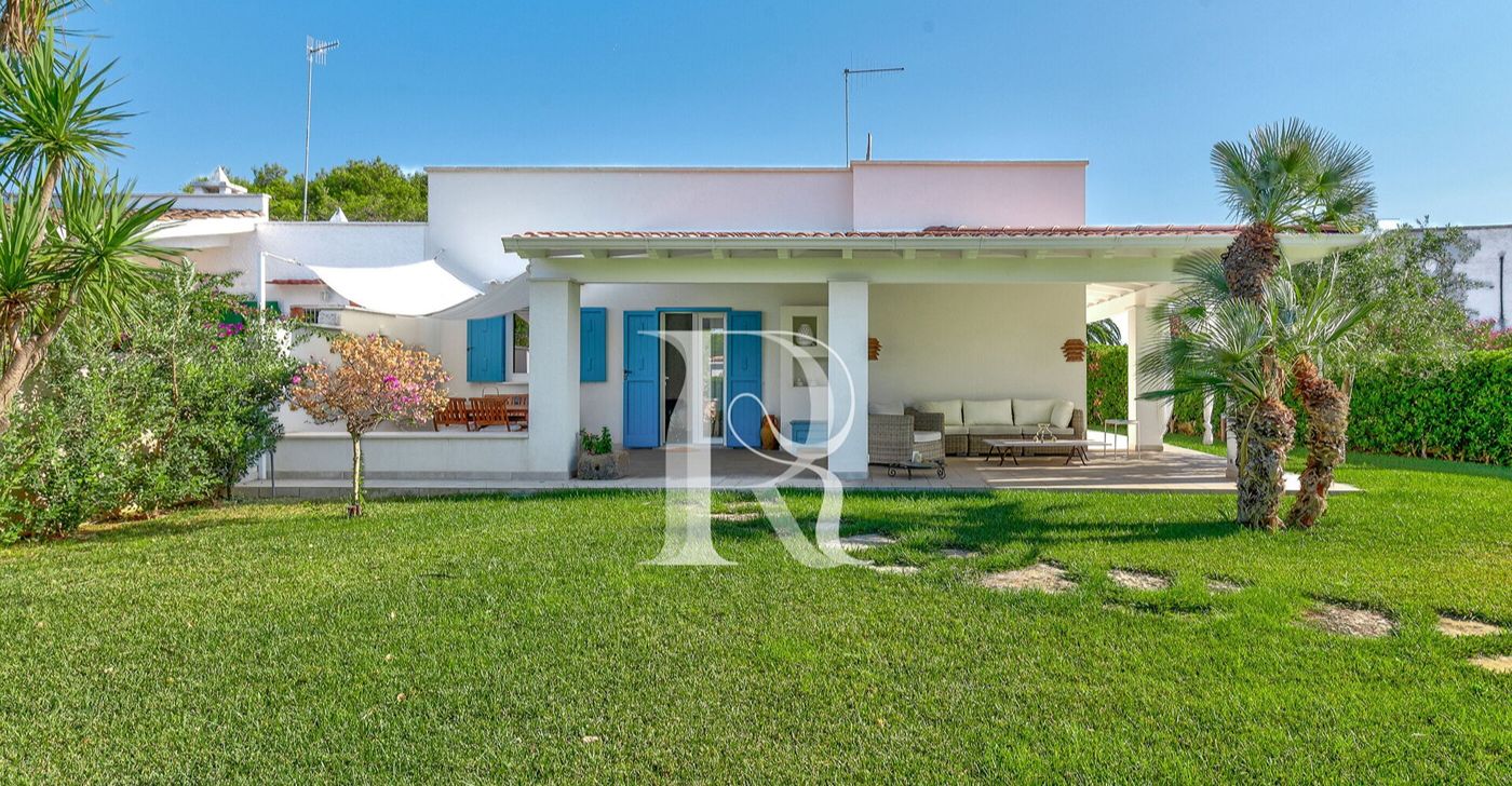 Villa Azzurra Monticelli – Rosa Marina