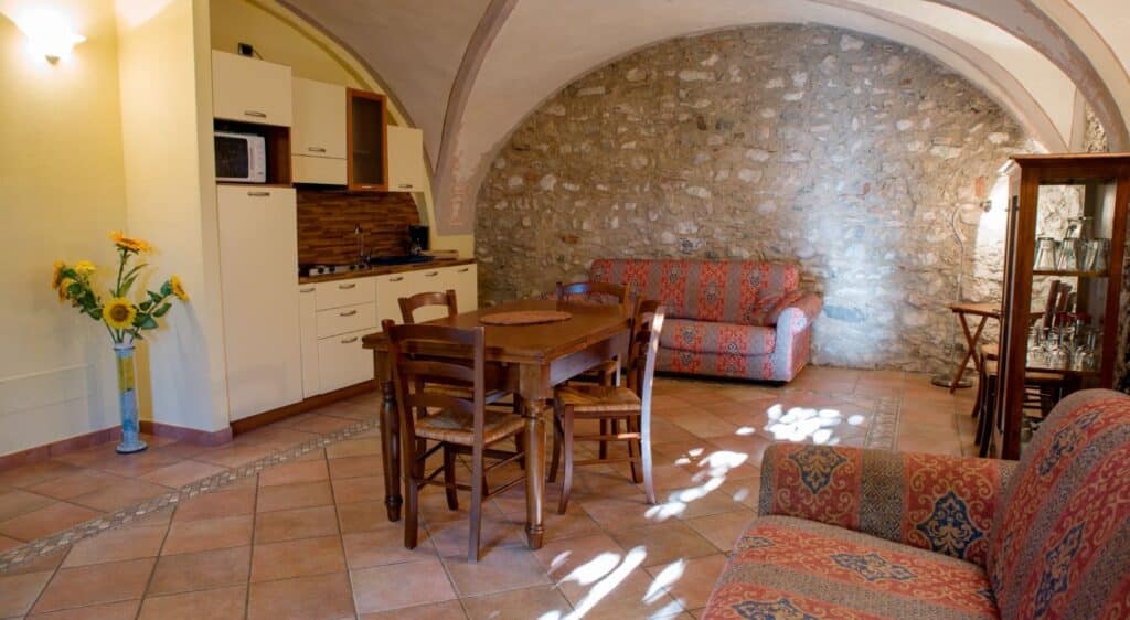 Borgo Alba Chiara, Toscolano Maderno, Gardasøen